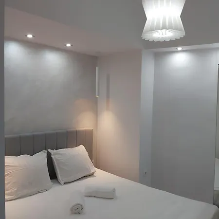 Smart & Chic Apartman